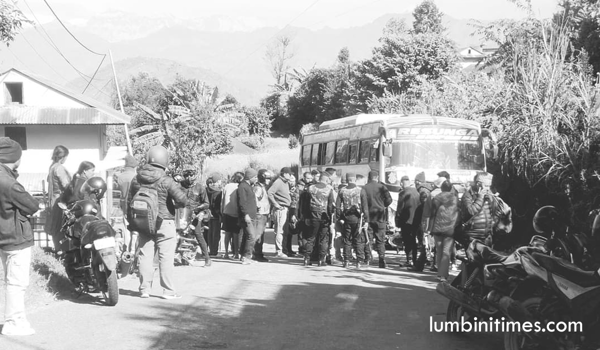 गुल्मीमा बस र मोटरसाइकल ठोक्किँदा एक बिद्यार्थीको मृत्यु